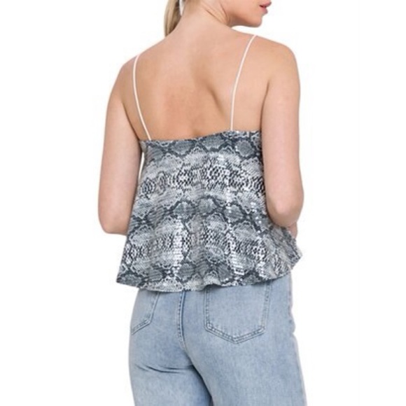 🎁ENDLESS ROSE Snakeskin Cropped Sequin Cami Top - Picture 3 of 9
